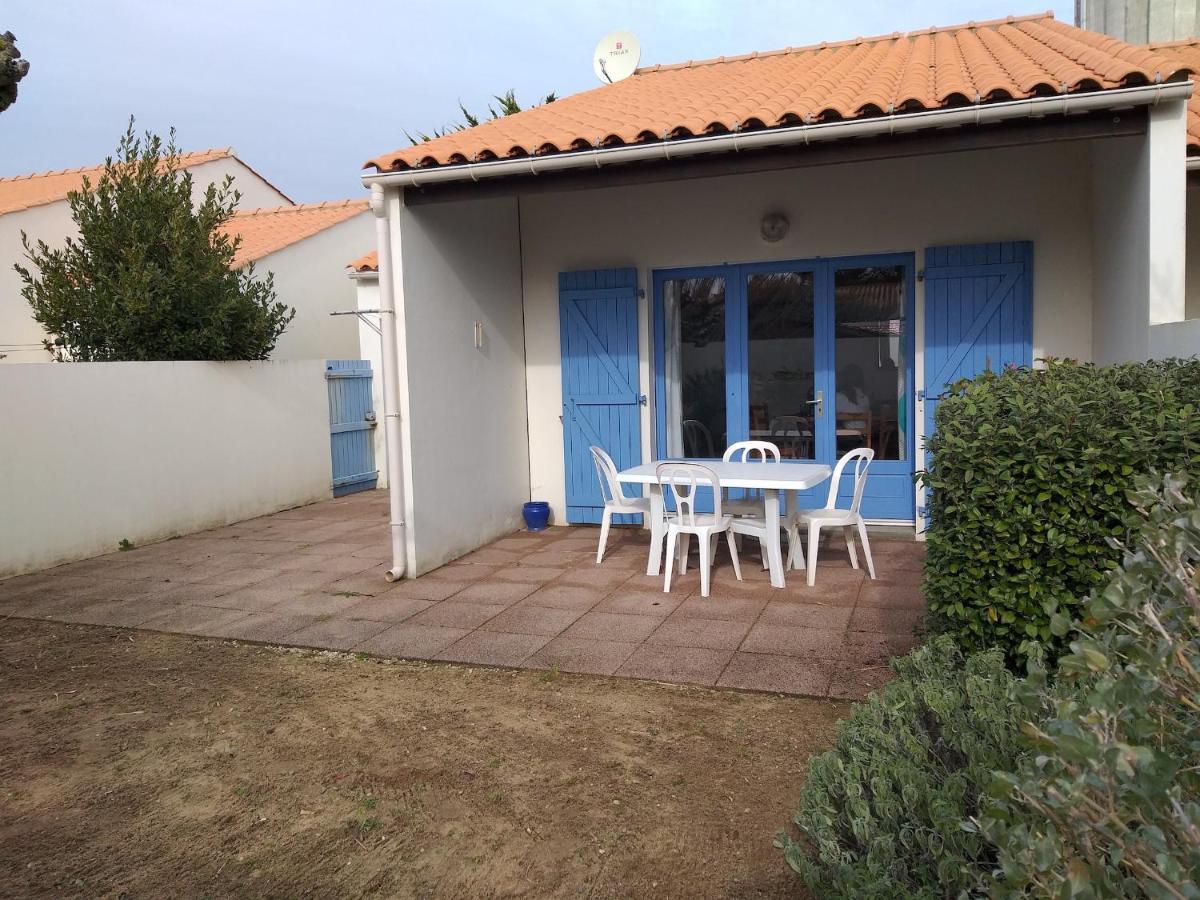 فيلا Une Accueillante Maison De Bord De Mer سا يْليرْ دو ري المظهر الخارجي الصورة